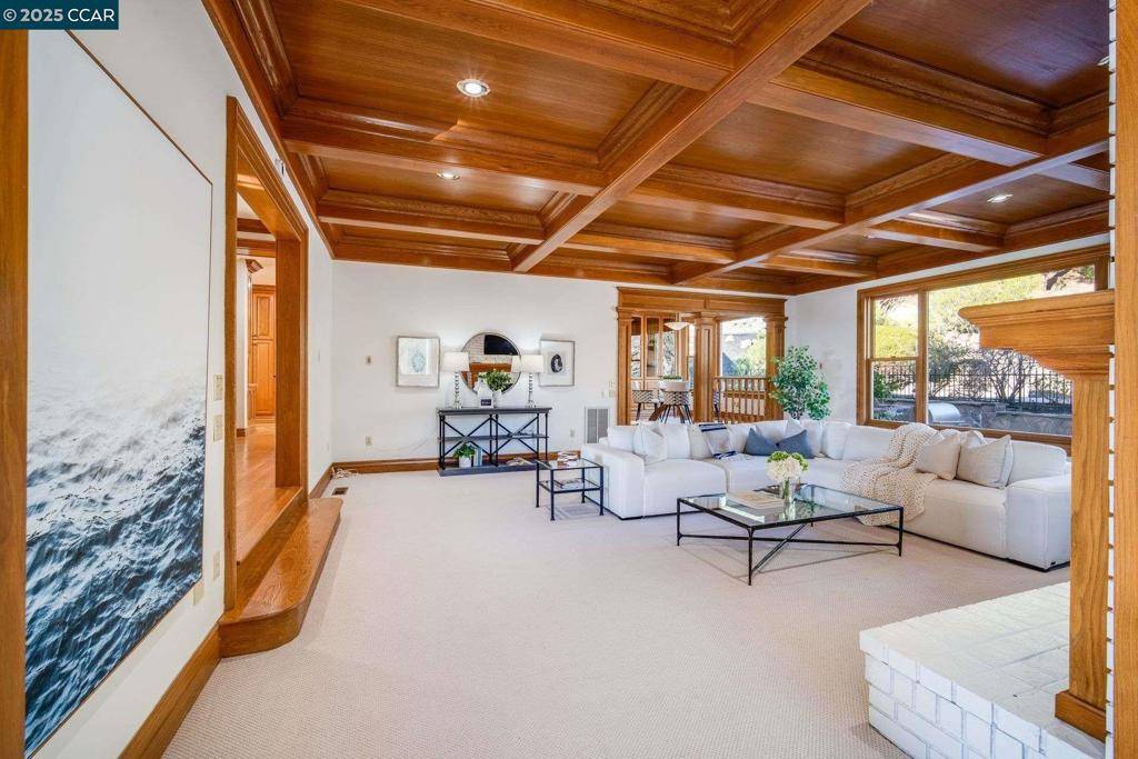 Diablo, CA 94528,2420 Diablo Lakes Ln