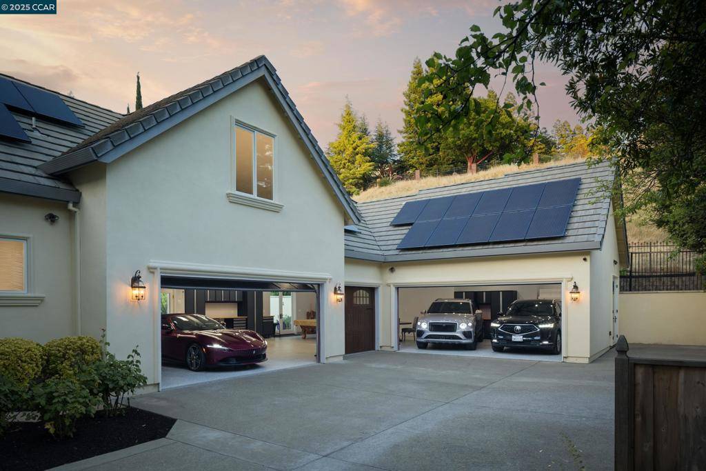Danville, CA 94506,5427 Blackhawk Dr