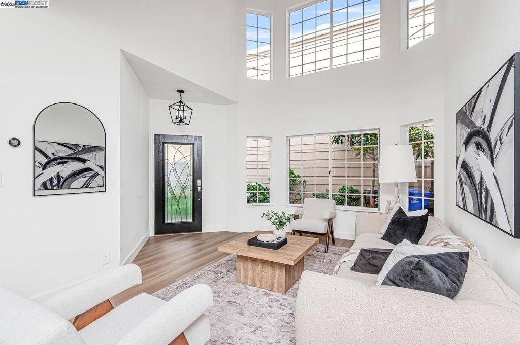 Fremont, CA 94555,5120 Amberwood Dr