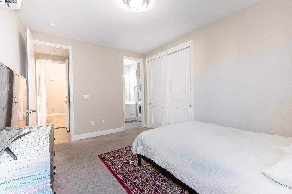 Mountain House, CA 95391,625 W Warren Dr