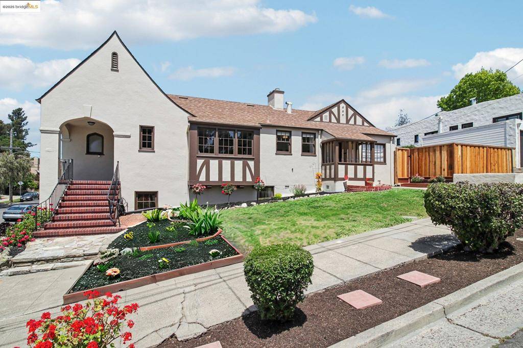 Oakland, CA 94602,2900 Sheffield Ave