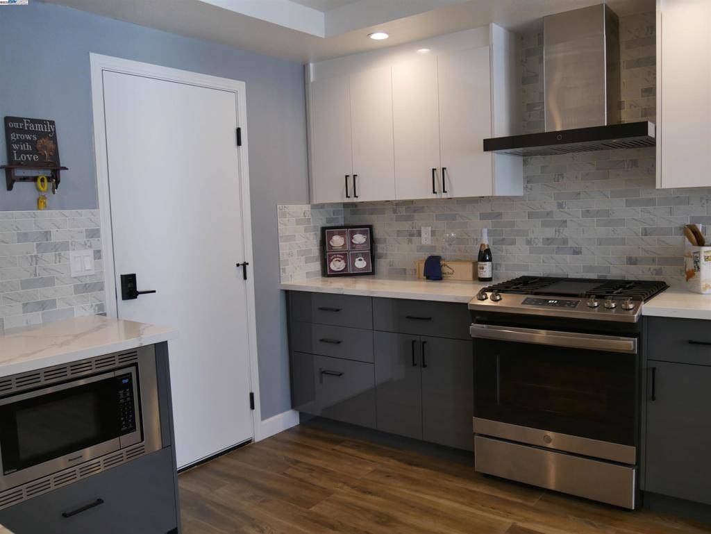 San Ramon, CA 94582,537 Ivy Pointe Cir