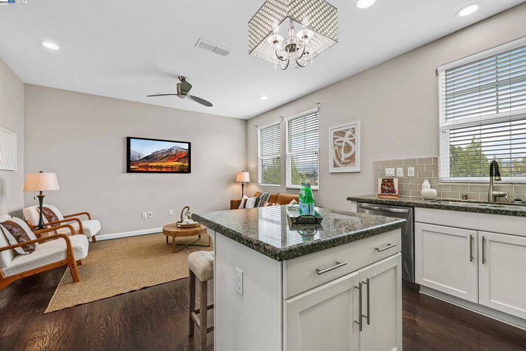 Livermore, CA 94551,3997 Portola Cmn #5