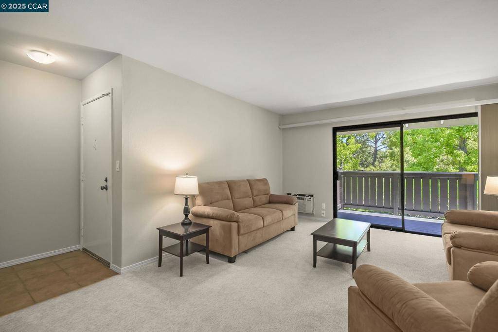 Walnut Creek, CA 94598,1447 Marchbanks Dr #3