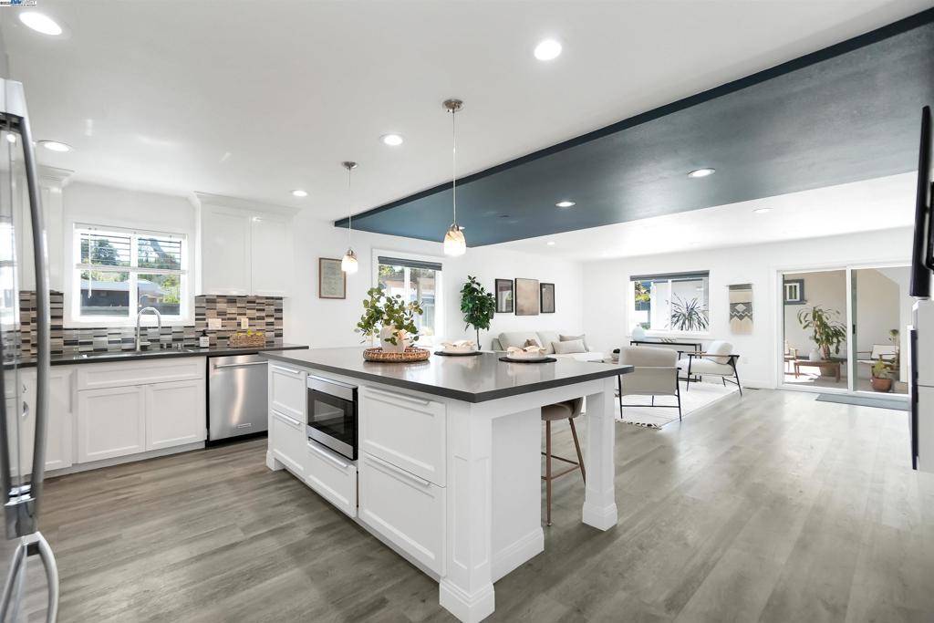Castro Valley, CA 94546,3254 Keith Ave