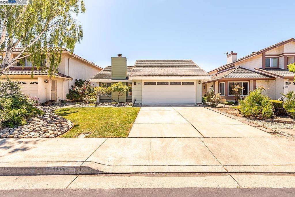 Union City, CA 94587,32996 Soquel St