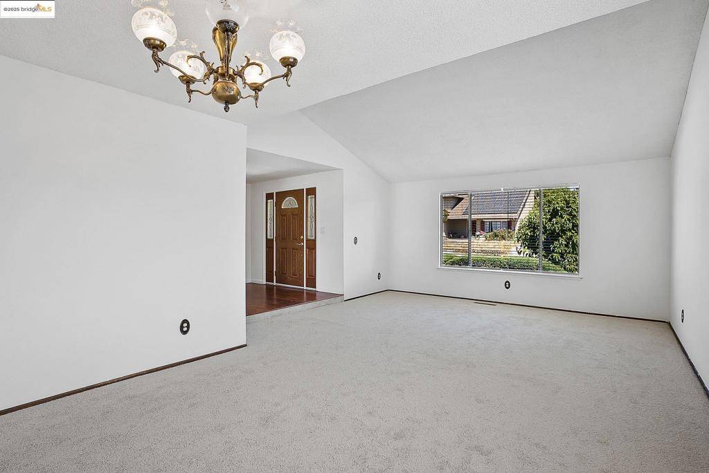 Antioch, CA 94509,2125 Robles Dr