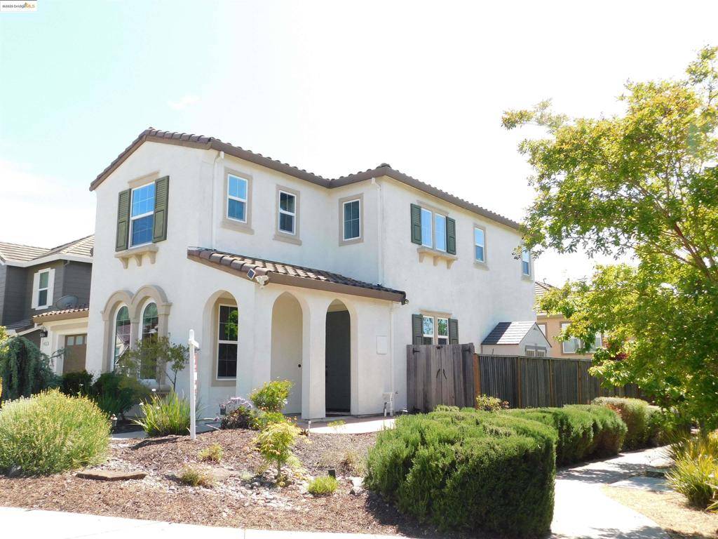 Santa Rosa, CA 95404,1811 Velvetleaf Ln