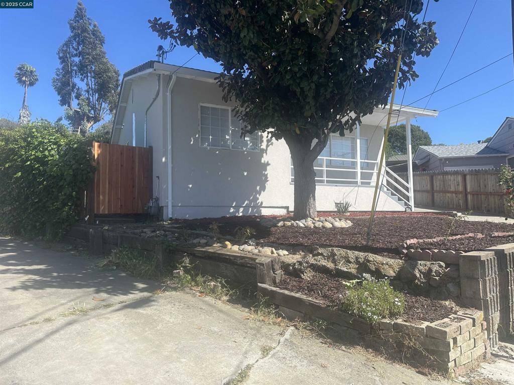 Hayward, CA 94541,22676 Beech St