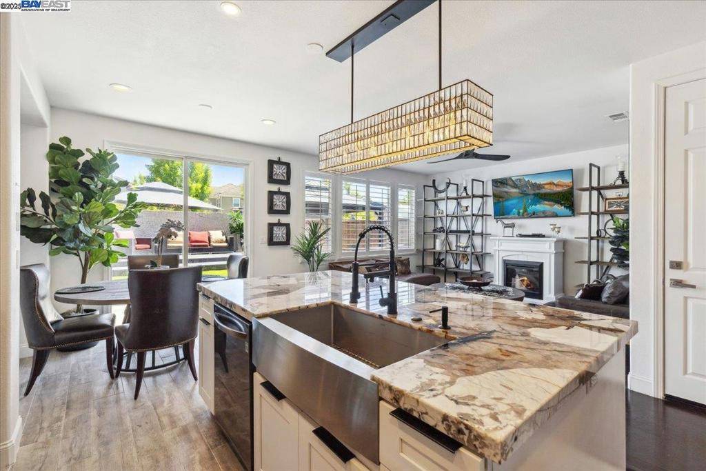 366 Karelian St Danville, CA 94506