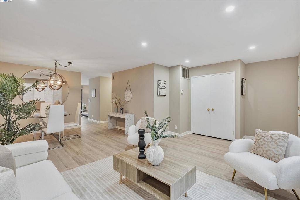 San Pablo, CA 94806,32 Parkview Ter