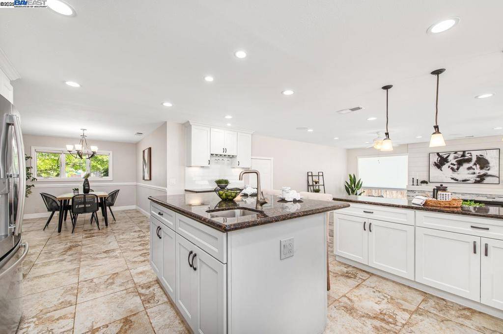 Concord, CA 94521,4374 Fairwood Ct