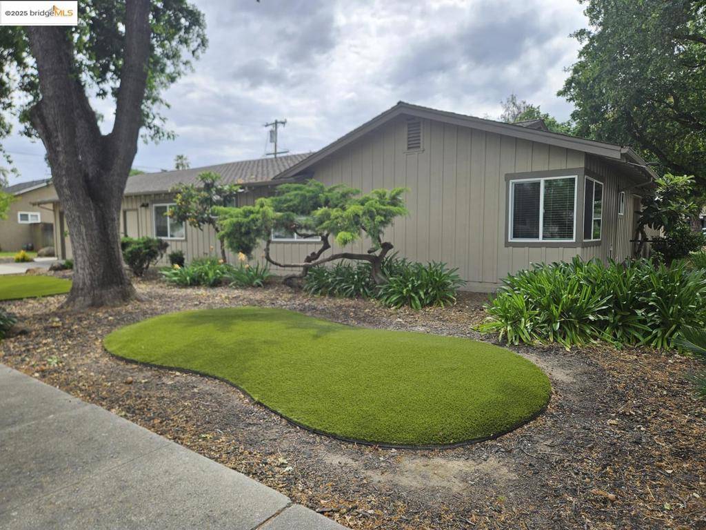 Stockton, CA 95207,1810 McDowell WAY