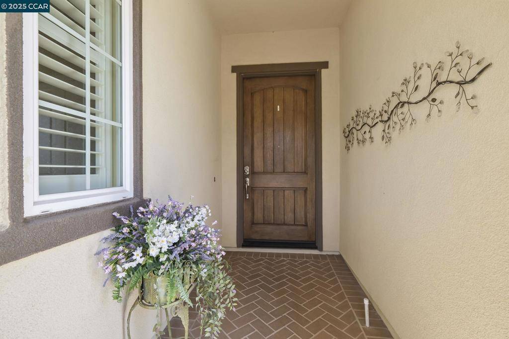 Brentwood, CA 94513-4255,1720 Chardonnay Ln
