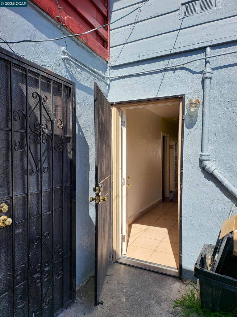 Richmond, CA 94804,400 South St
