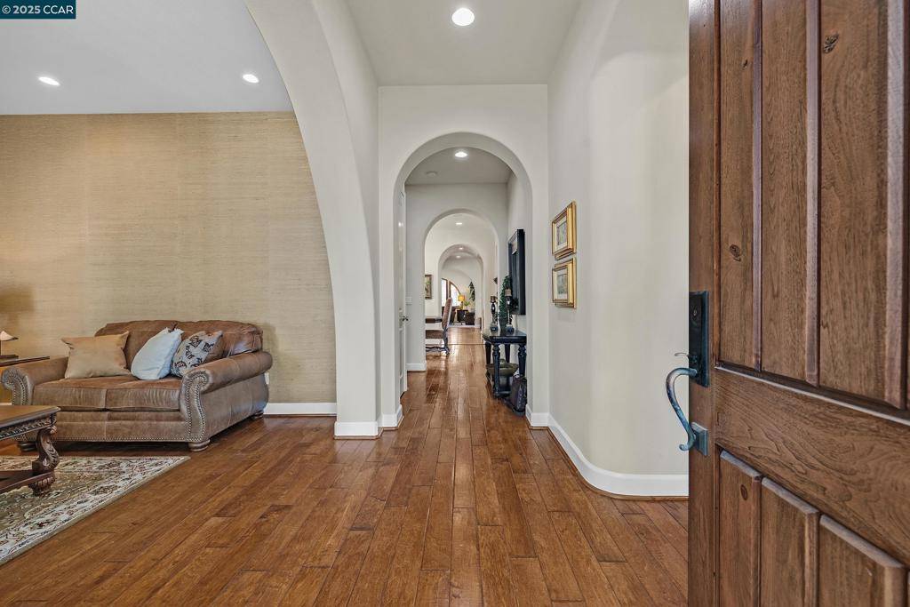 Danville, CA 94506,2222 Creekview Pl