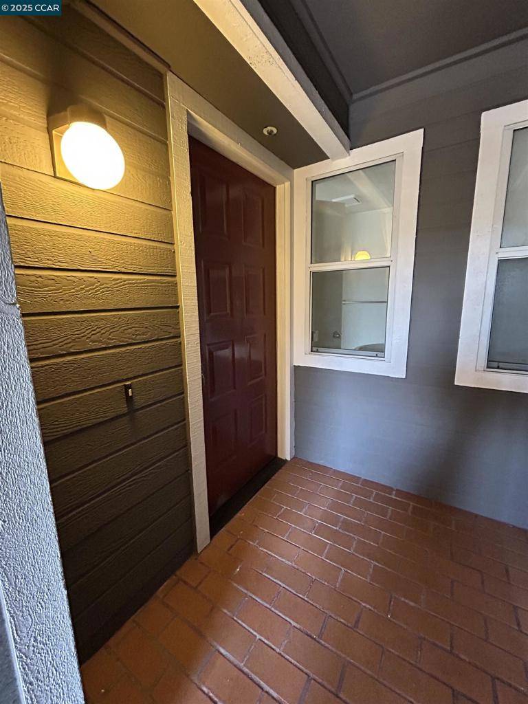 Benicia, CA 94510,1358 E 7th St.