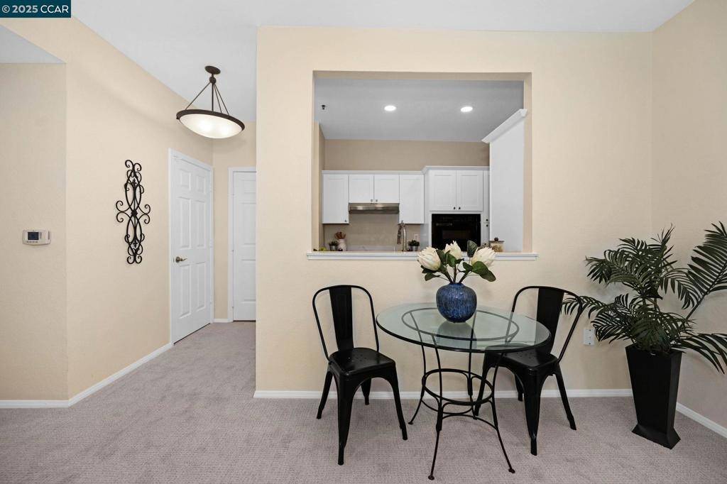 Walnut Creek, CA 94595,1860 Tice Creek Dr #1414
