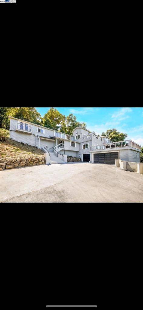 Pleasanton, CA 94566,102 Castlewood Dr