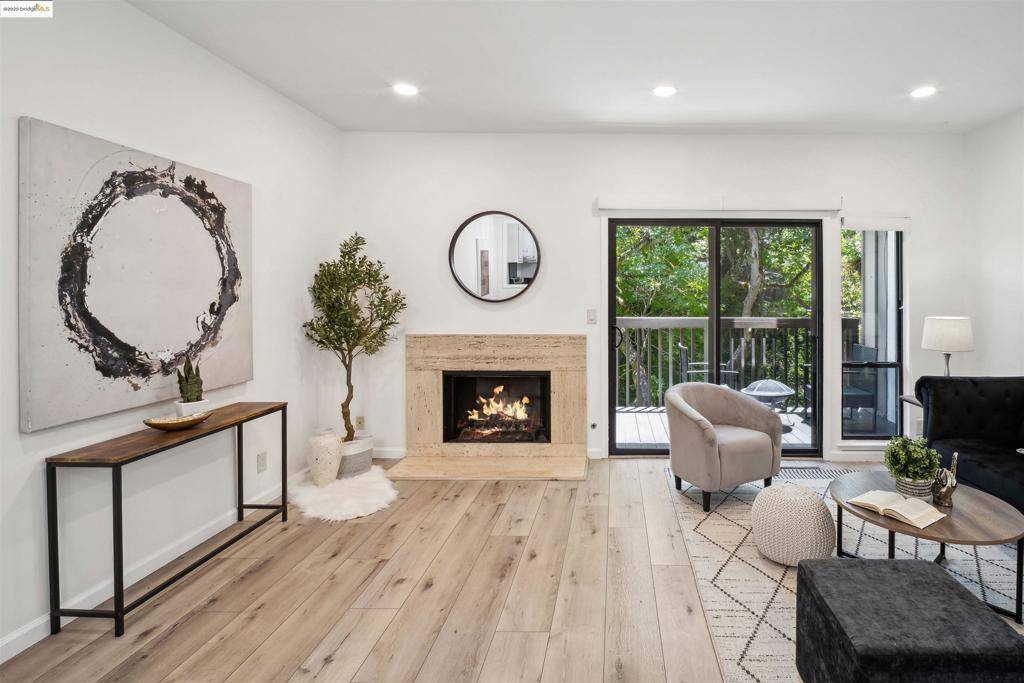 Lafayette, CA 94549,917 Hough Ave #2