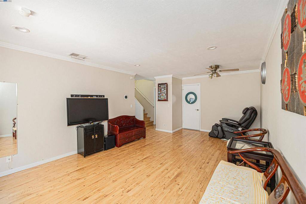 Bay Point, CA 94565,477 Clifford Ct
