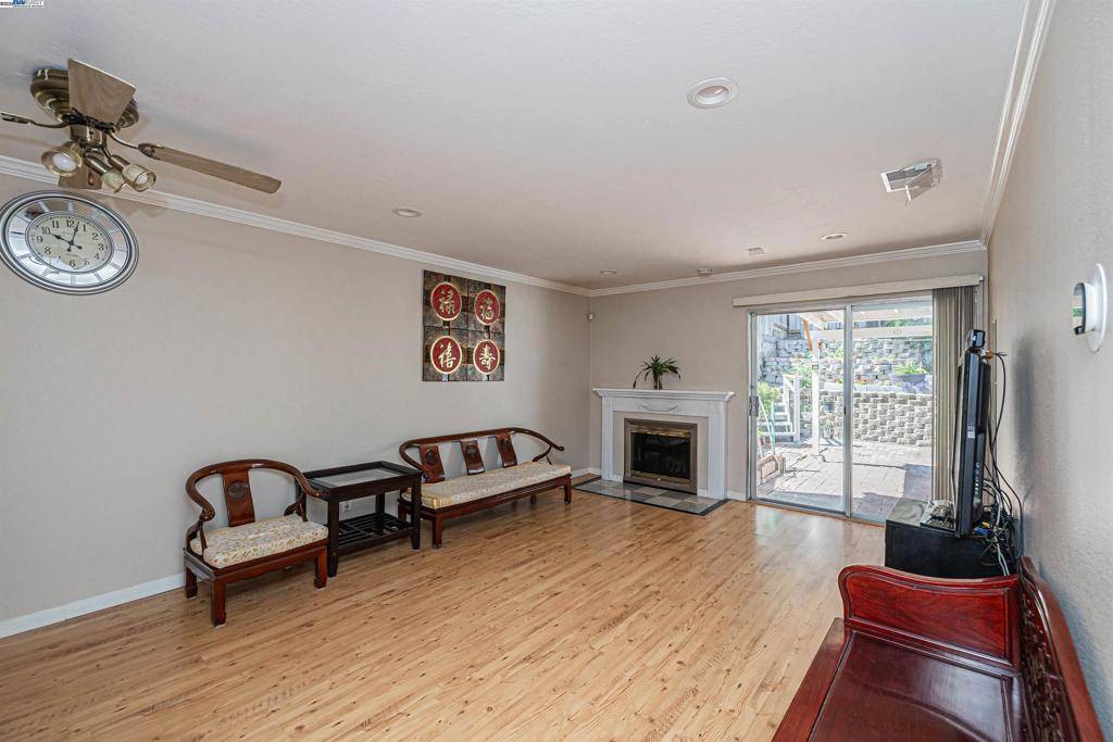 Bay Point, CA 94565,477 Clifford Ct