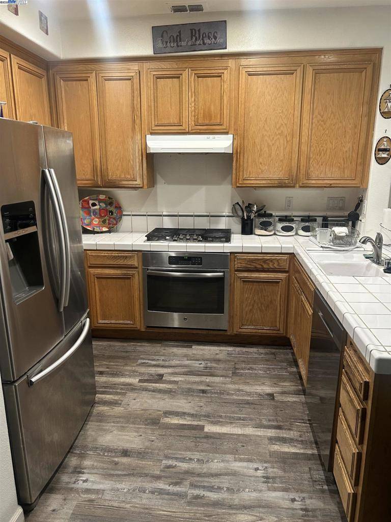 San Leandro, CA 94577,1145 Camellia ct