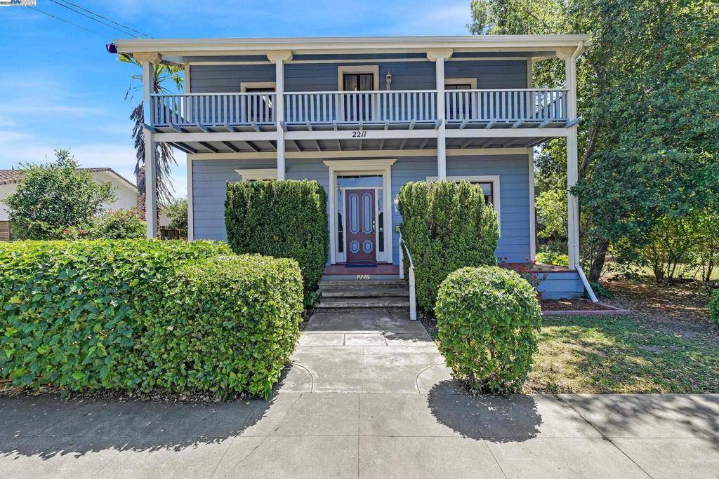 Livermore, CA 94550,2211 College Avenue
