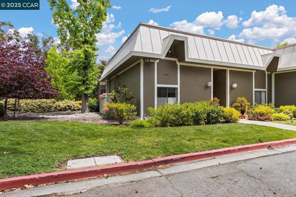 Walnut Creek, CA 94595,1244 Singingwood Ct. #1