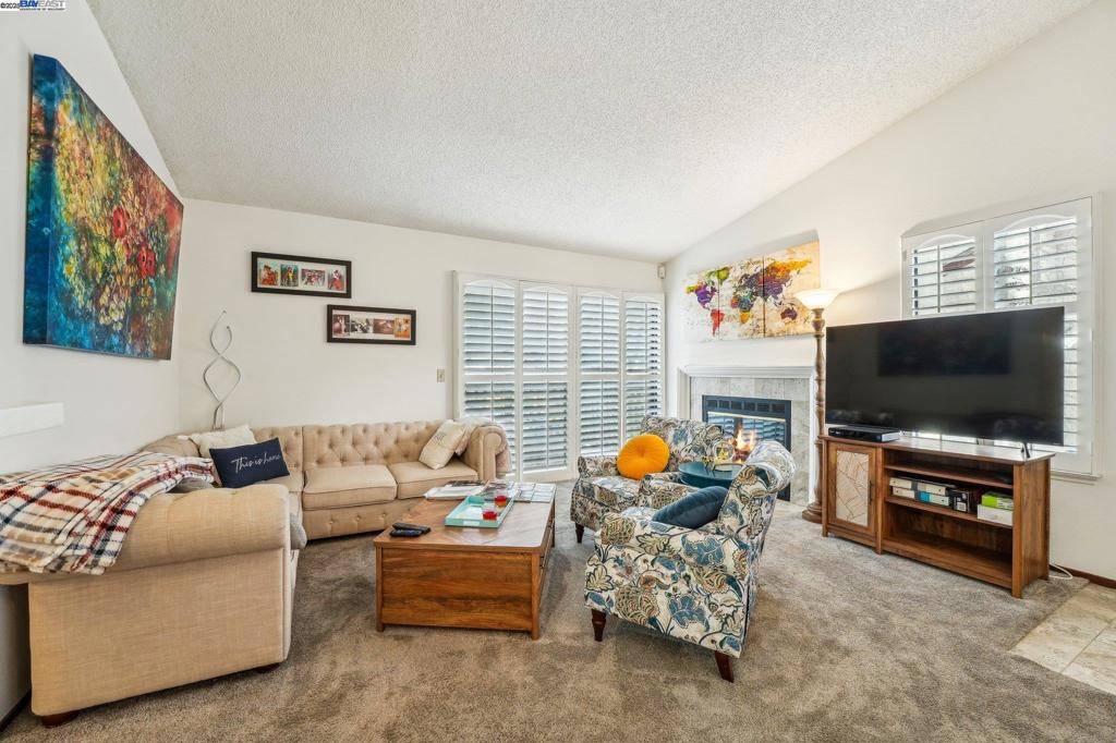 Fremont, CA 94536,38764 Huntington Cir