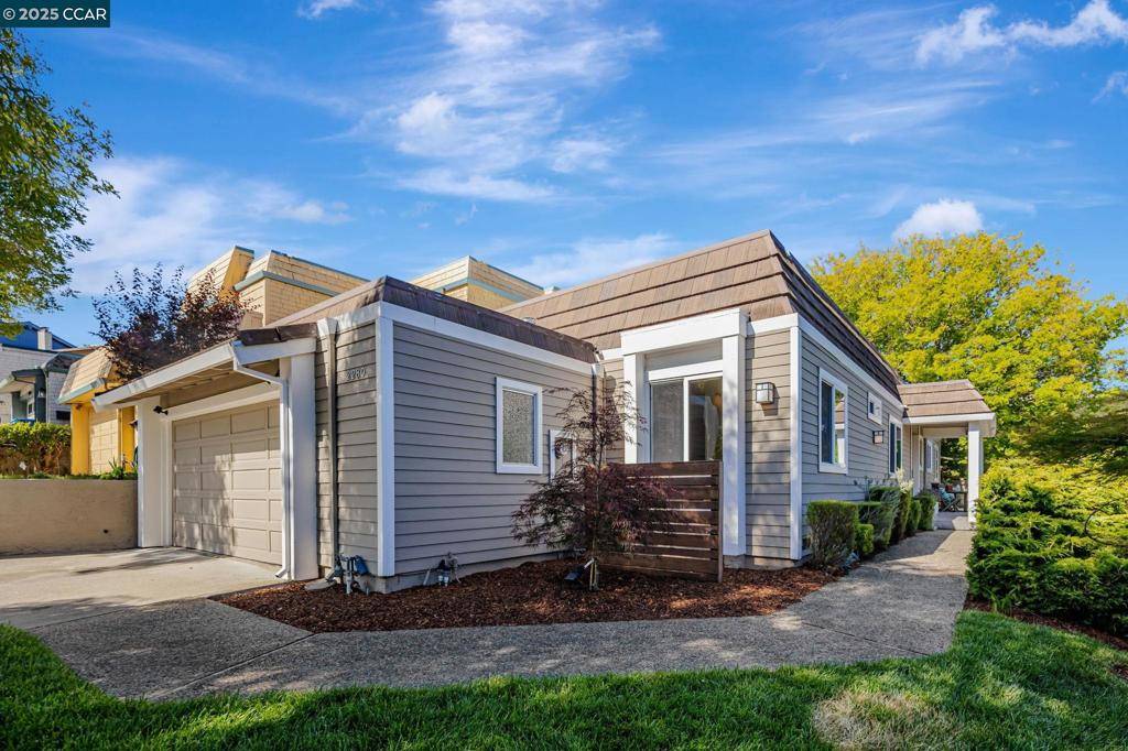 Belmont, CA 94002,2280 Hastings Dr