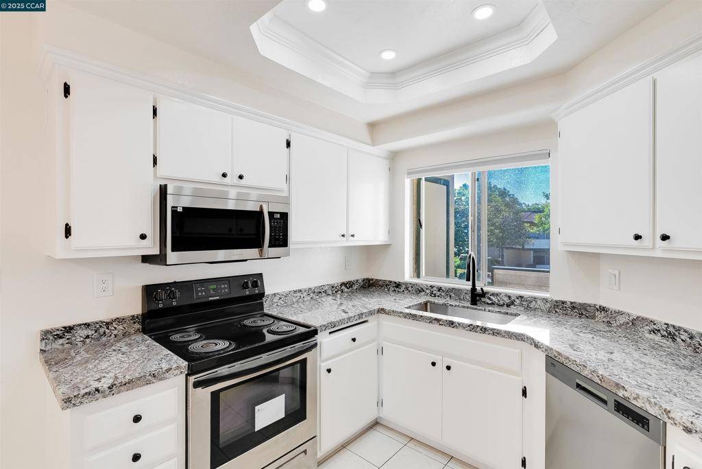 Union City, CA 94587,3058 Flint St #40