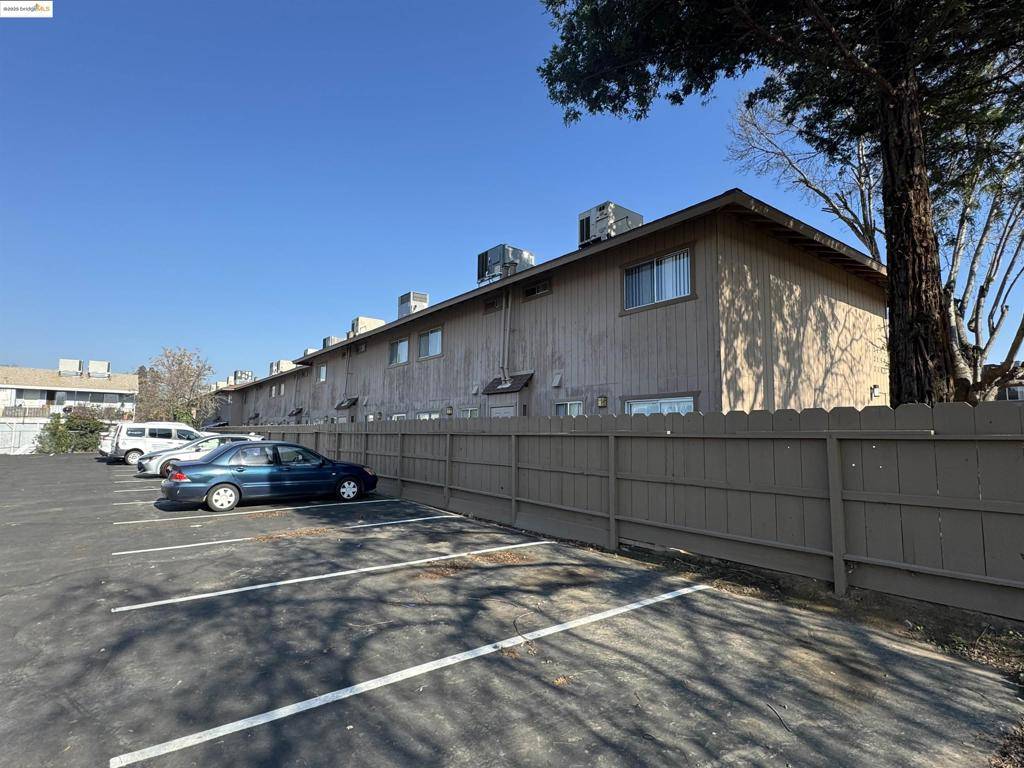 Merced, CA 95340,2157 Yosemite Pkwy