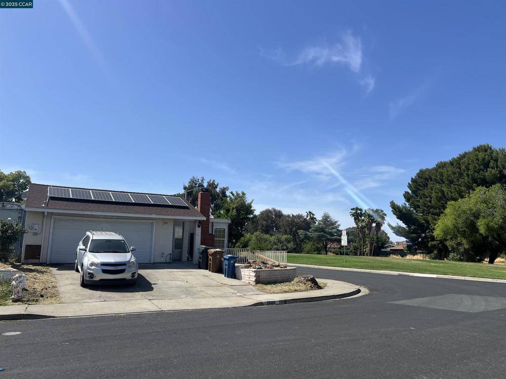 Antioch, CA 94509,2906 Cherry St