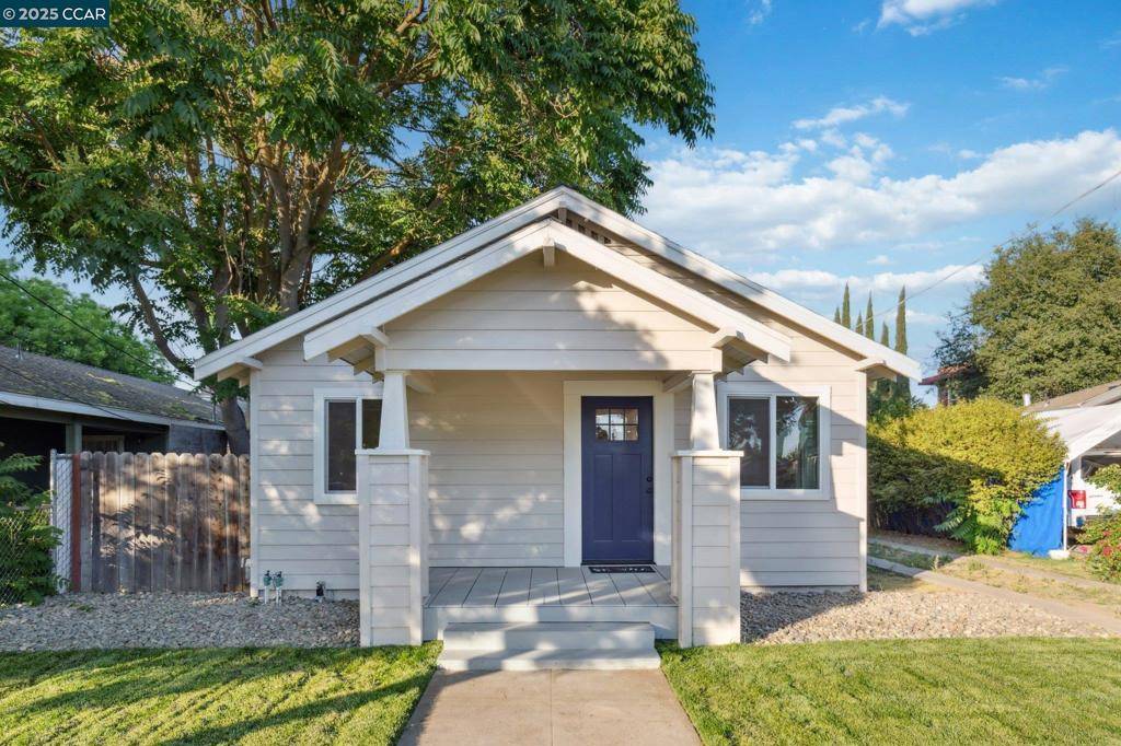 Oakdale, CA 95361,325 N 3rd Ave