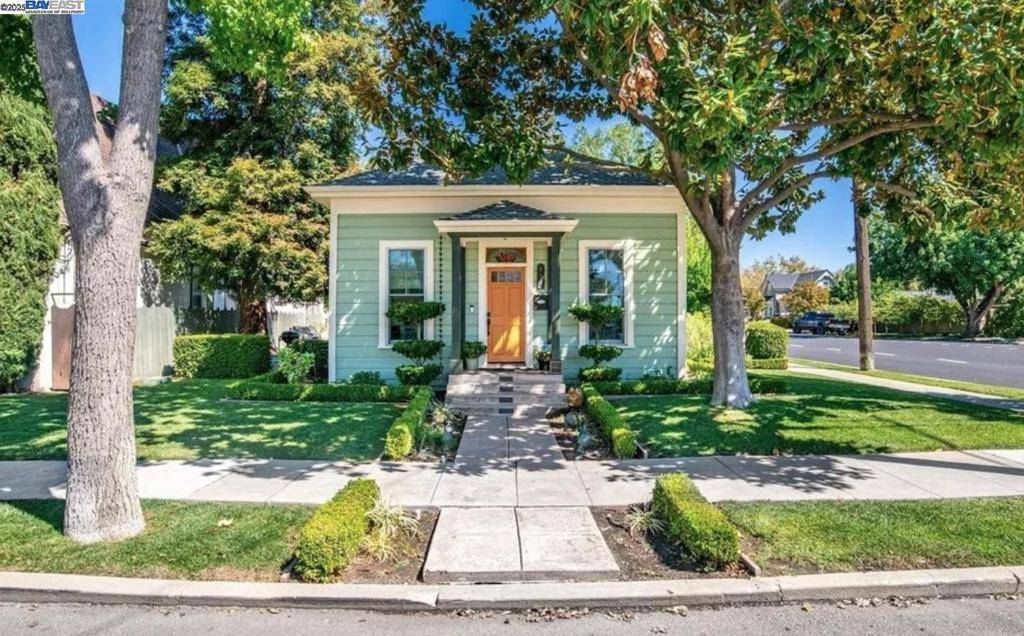 Livermore, CA 94550,690 S K St
