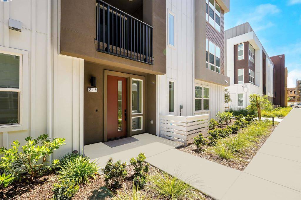 Alameda, CA 94501,2119 Stanford Street