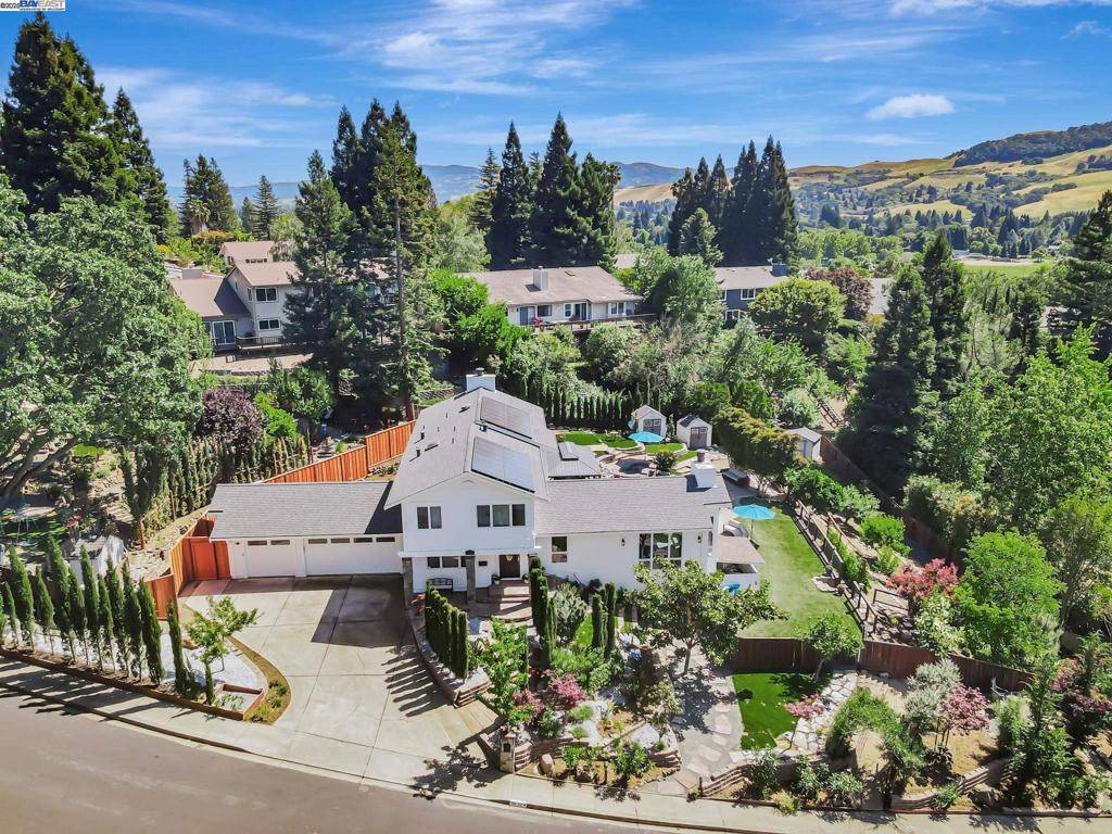 Danville, CA 94526,324 Merrilee Place