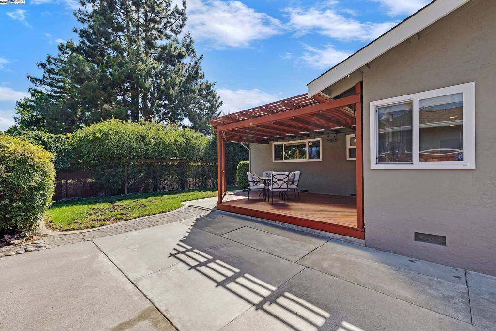 Livermore, CA 94550,5135 Charlotte Way