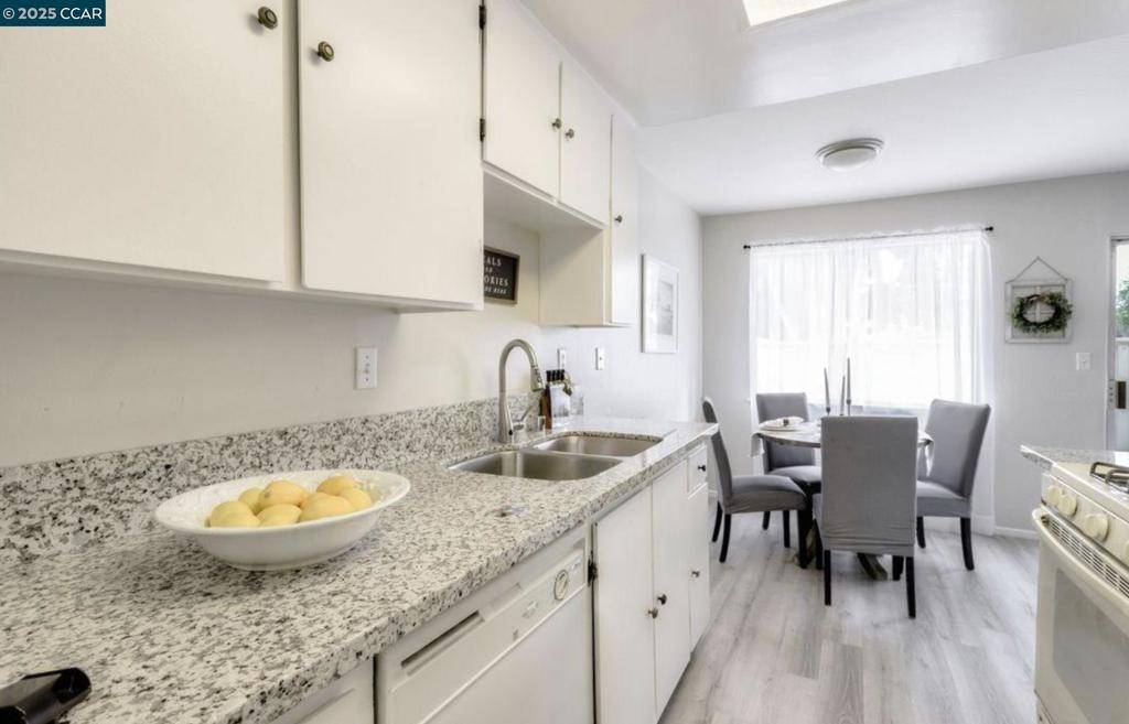 Concord, CA 94518,1095 Mohr Ln