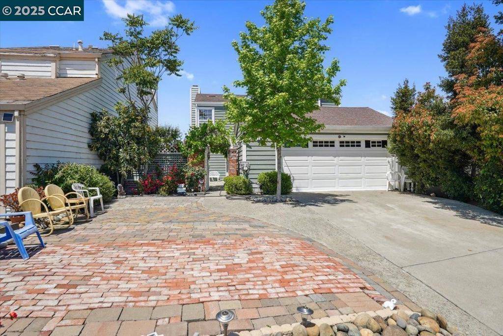 Antioch, CA 94531,3521 Leafwood Cir