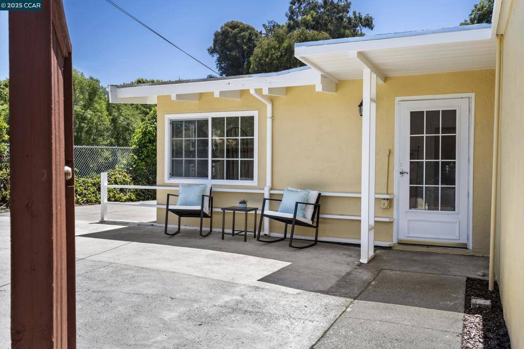 Pinole, CA 94564,1710 Sarah Dr