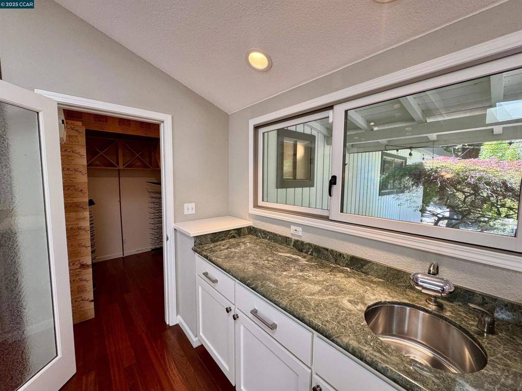 Alamo, CA 94507,1 Kirkcrest Ct