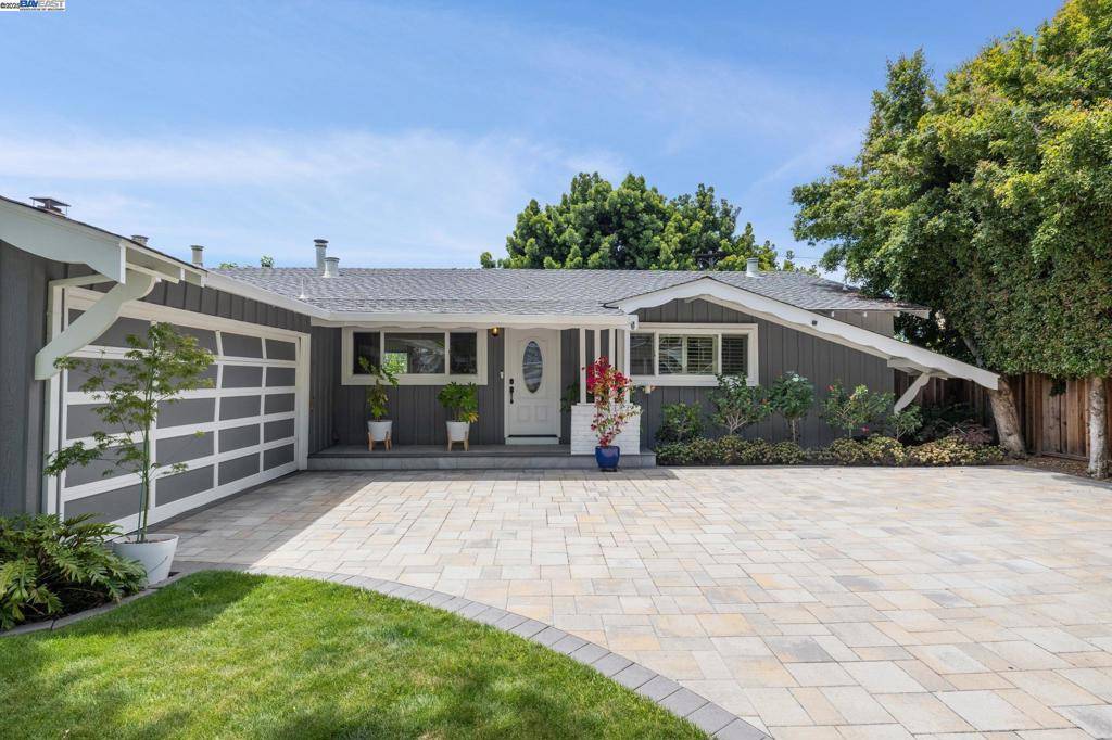 Hayward, CA 94544,30113 Treeview St