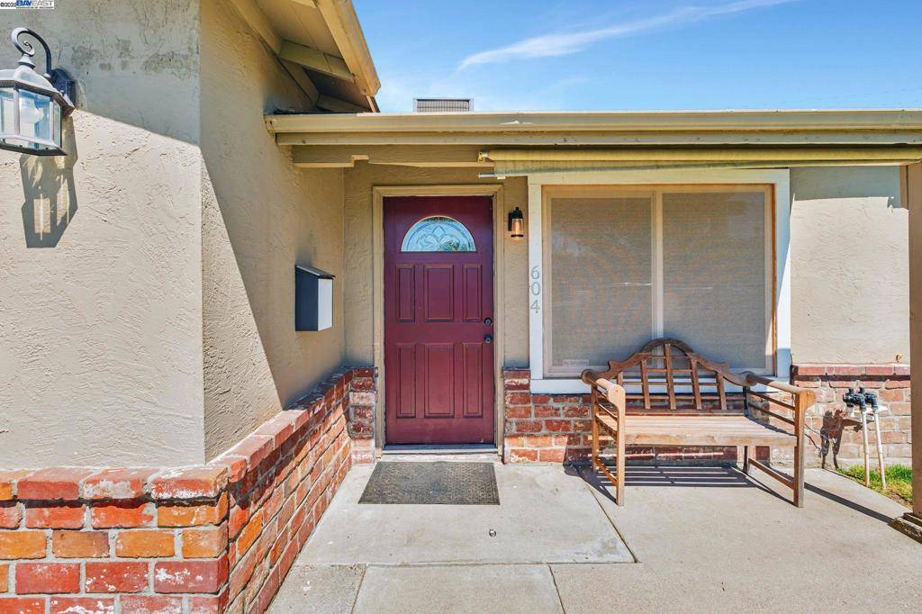 Manteca, CA 95336,604 Helen Ct