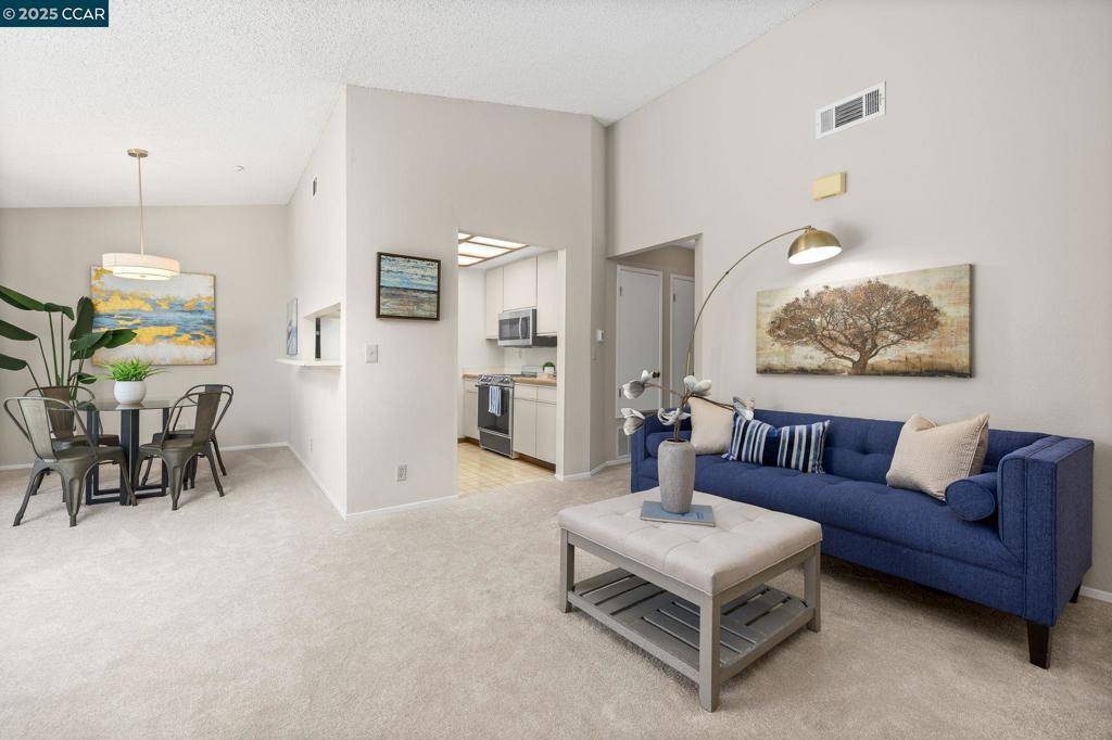Walnut Creek, CA 94597,2607 Oak Rd #C