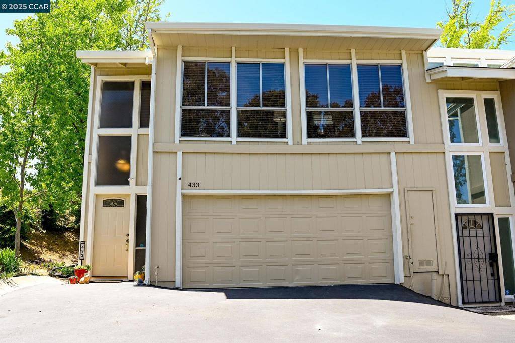 Pleasant Hill, CA 94523,433 Ridgeview Dr