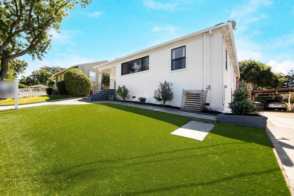 Pleasanton, CA 94566,4656 Whiting St