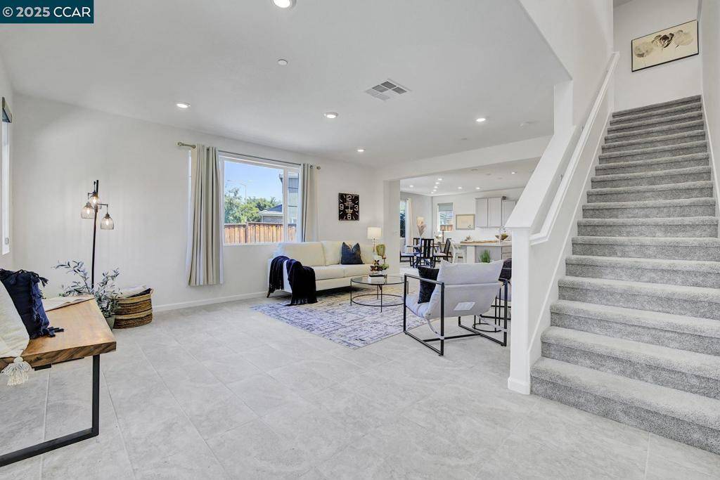 Antioch, CA 94531,5408 Mazant Loop