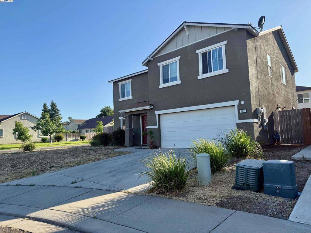 Merced, CA 95341,105 Harp Ct